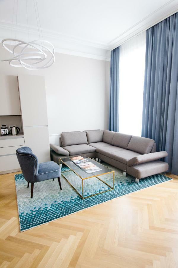 Studio Apartments Urania - Mai'S Apartments Viena Exterior foto